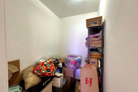 Apartamento à venda com 110m², 2 quartos e sem vagaQuarto de Serviço
