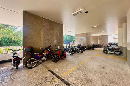 Apartamento à venda com 110m², 2 quartos e sem vagaÁrea comum 