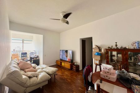 Apartamento à venda com 110m², 2 quartos e sem vagaSala