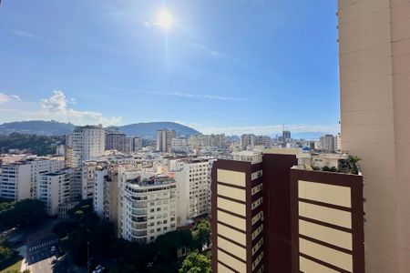 Apartamento à venda com 110m², 2 quartos e sem vagaVista