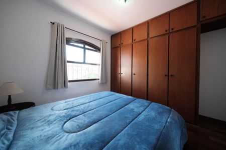 Casa à venda com 160m², 3 quartos e 2 vagasSuíte