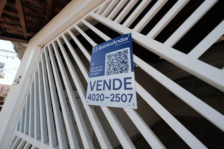 Casa à venda com 160m², 3 quartos e 2 vagasFachada