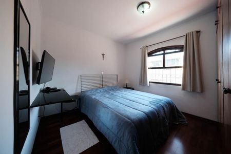 Casa à venda com 160m², 3 quartos e 2 vagasSuíte