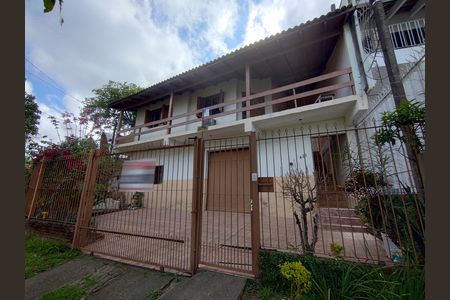 Casa à venda com 190m², 4 quartos e 4 vagasFachada