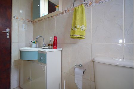 Casa à venda com 190m², 4 quartos e 4 vagasBanheiro Corredor 2