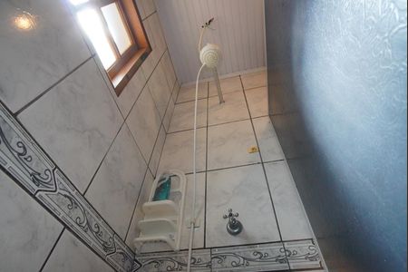 Casa à venda com 190m², 4 quartos e 4 vagasBanheiro Corredor 1
