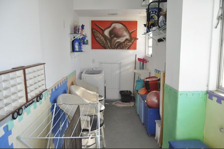 Apartamento à venda com 82m², 2 quartos e 1 vagaÁrea de Serviço