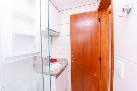 Apartamento à venda com 35m², 2 quartos e sem vaga Apartamento à venda com 35m², 2 quartos e sem vagaBanheiro