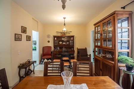 Casa de condomínio à venda com 110m², 3 quartos e 2 vagas Casa de condomínio à venda com 110m², 3 quartos e 2 vagasSala