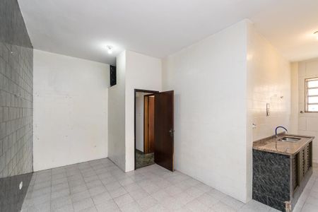 Apartamento para alugar com 95m², 3 quartos e sem vagaCopa