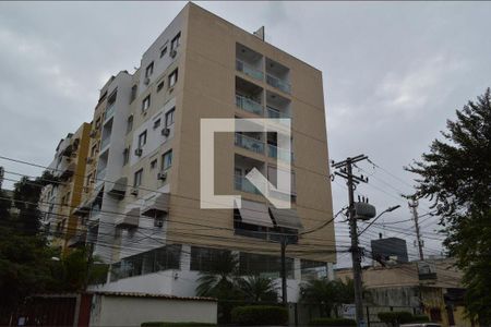 Apartamento à venda com 120m², 2 quartos e 2 vagas Apartamento à venda com 120m², 2 quartos e 2 vagasFachada