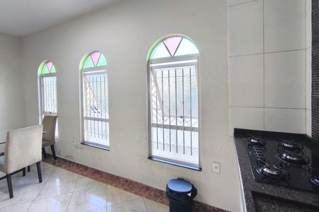 Casa à venda com 300m², 4 quartos e 1 vagaCozinha