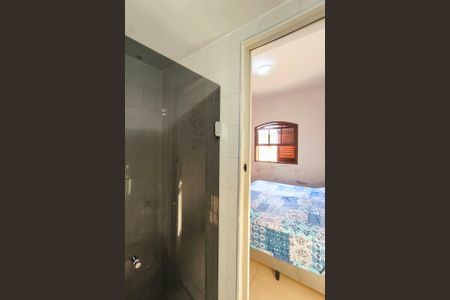 Casa à venda com 300m², 4 quartos e 1 vagaBanheiro/Suite