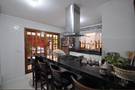 Casa à venda com 150m², 3 quartos e 2 vagasCozinha