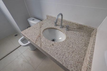 Apartamento à venda com 82m², 2 quartos e 1 vaga Apartamento à venda com 82m², 2 quartos e 1 vagaSuíte - Banheiro