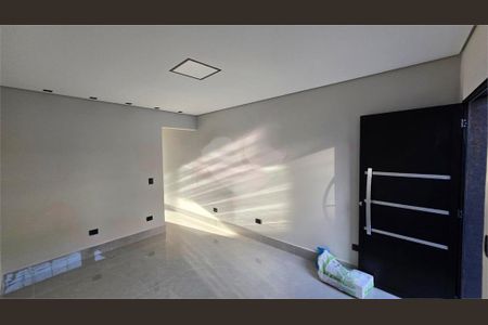 Casa à venda com 90m², 2 quartos e 2 vagas