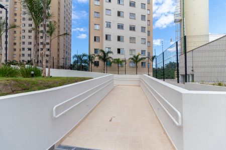 Apartamento para alugar com 45m², 2 quartos e sem vagaÁrea externa - Rampa de acesso