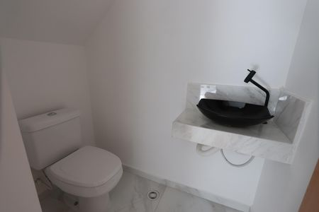 Casa à venda com 90m², 3 quartos e 2 vagasLavabo