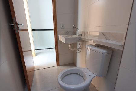 Casa à venda com 90m², 3 quartos e 2 vagasBanheiro Social