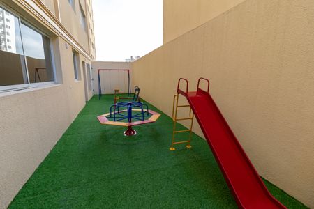 Apartamento à venda com 24m², 1 quarto e sem vaga Apartamento à venda com 24m², 1 quarto e sem vagaÁrea comum - Playground