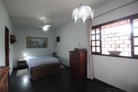 Casa de condomínio à venda com 256m², 4 quartos e 4 vagasQuarto 3