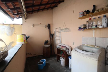 Casa de condomínio à venda com 256m², 4 quartos e 4 vagasÁrea de Serviço