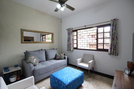 Casa de condomínio à venda com 256m², 4 quartos e 4 vagasSala 3