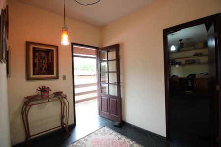 Casa de condomínio à venda com 256m², 4 quartos e 4 vagasHall dos Quartos