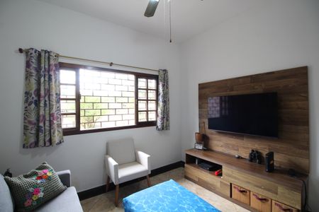 Casa de condomínio à venda com 256m², 4 quartos e 4 vagasSala 3