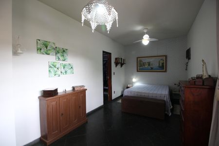 Casa de condomínio à venda com 256m², 4 quartos e 4 vagasQuarto 4 - Suíte