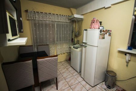 Apartamento à venda com 38m², 1 quarto e 1 vaga Apartamento à venda com 38m², 1 quarto e 1 vagaCozinha e Área de Serviço