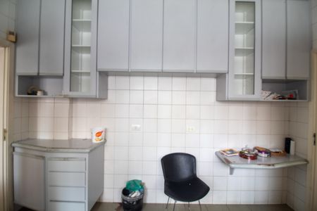 Apartamento à venda com 249m², 4 quartos e 4 vagasCozinha