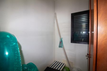 Apartamento à venda com 249m², 4 quartos e 4 vagasQuarto de Serviço 2