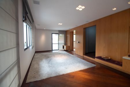 Apartamento à venda com 249m², 4 quartos e 4 vagasSala