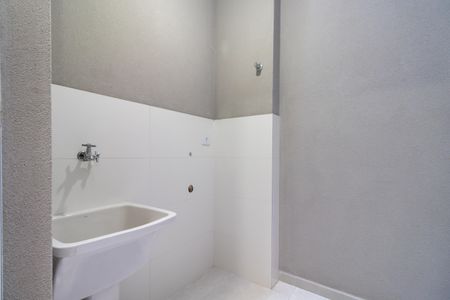 Casa à venda com 90m², 3 quartos e 2 vagas Casa à venda com 90m², 3 quartos e 2 vagasÁrea de Serviço