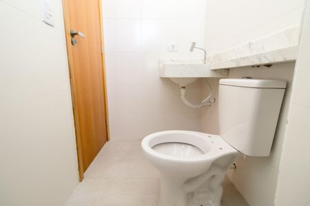 Casa à venda com 90m², 3 quartos e 2 vagas Casa à venda com 90m², 3 quartos e 2 vagasBanheiro da Suíte