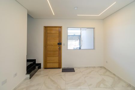 Casa à venda com 90m², 3 quartos e 2 vagas Casa à venda com 90m², 3 quartos e 2 vagasSala