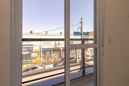 Casa à venda com 90m², 3 quartos e 2 vagas Casa à venda com 90m², 3 quartos e 2 vagasVaranda da Suíte