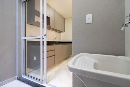 Casa à venda com 90m², 3 quartos e 2 vagas Casa à venda com 90m², 3 quartos e 2 vagasÁrea de Serviço