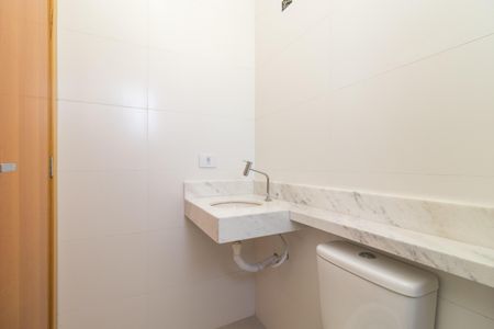 Casa à venda com 90m², 3 quartos e 2 vagas Casa à venda com 90m², 3 quartos e 2 vagasBanheiro da Suíte