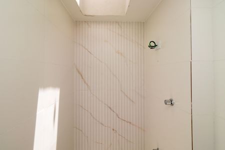 Casa à venda com 90m², 3 quartos e 2 vagas Casa à venda com 90m², 3 quartos e 2 vagasBanheiro Social