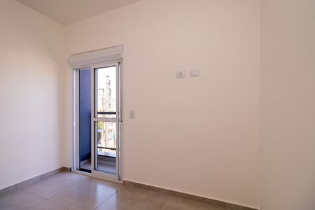 Casa à venda com 90m², 3 quartos e 2 vagas Casa à venda com 90m², 3 quartos e 2 vagasSuíte