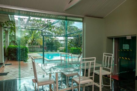 Casa para alugar com 2000m², 6 quartos e 4 vagas Casa para alugar com 2000m², 6 quartos e 4 vagasCozinha