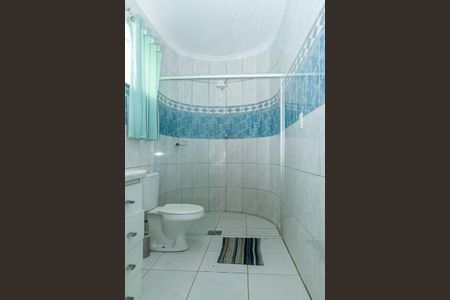 Casa para alugar com 2000m², 6 quartos e 4 vagas Casa para alugar com 2000m², 6 quartos e 4 vagasBanheiro da Suíte 1