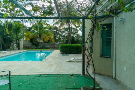 Casa para alugar com 2000m², 6 quartos e 4 vagas Casa para alugar com 2000m², 6 quartos e 4 vagasVista Corredor para os quartos