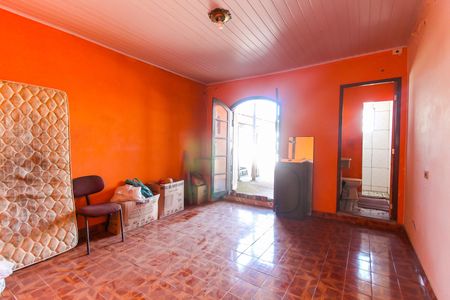 Casa à venda com 162m², 3 quartos e 2 vagas Casa à venda com 162m², 3 quartos e 2 vagasSuíte