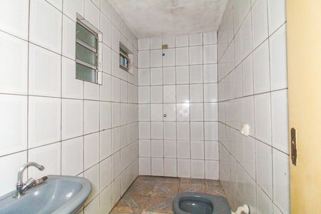 Casa à venda com 162m², 3 quartos e 2 vagas Casa à venda com 162m², 3 quartos e 2 vagasBanheiro Social