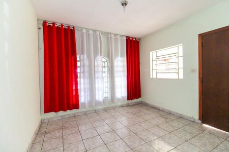 Casa à venda com 162m², 3 quartos e 2 vagas Casa à venda com 162m², 3 quartos e 2 vagasSala 1