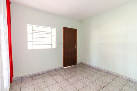 Casa à venda com 162m², 3 quartos e 2 vagas Casa à venda com 162m², 3 quartos e 2 vagasSala 1