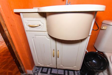 Casa à venda com 162m², 3 quartos e 2 vagas Casa à venda com 162m², 3 quartos e 2 vagasBanheiro da Suíte